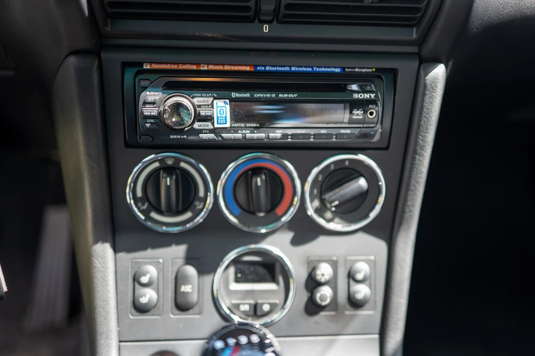 2001 BMW Z3 Coupe - Image 29 of 30
