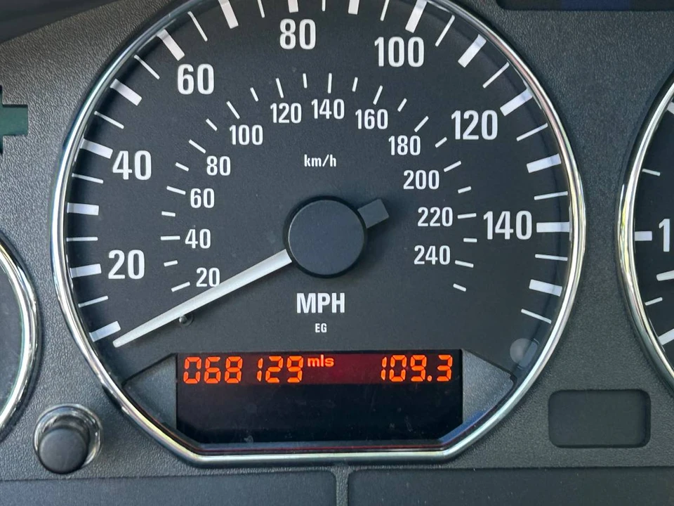 2001 BMW Z3 Roadster - Image 7 of 12