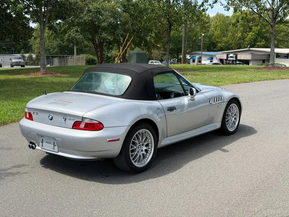 2001 BMW Z3 Roadster - Image 10 of 19