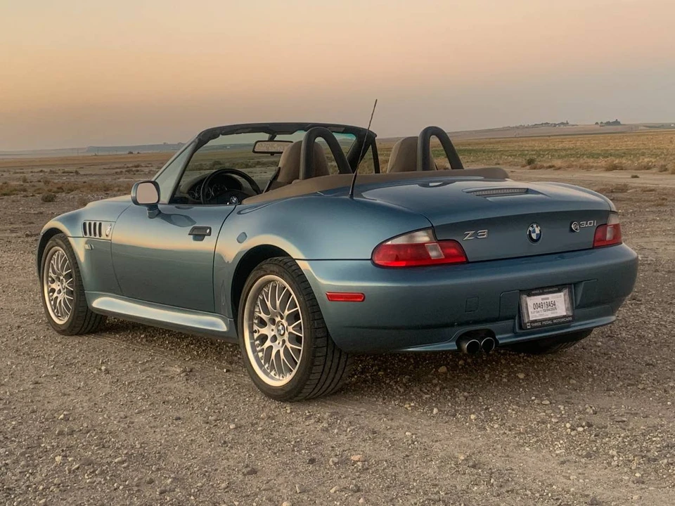 2001 BMW Z3 Roadster - Image 10 of 11