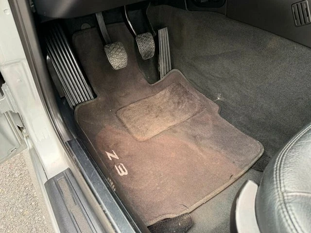 2001 BMW Z3 Roadster - Image 19 of 31