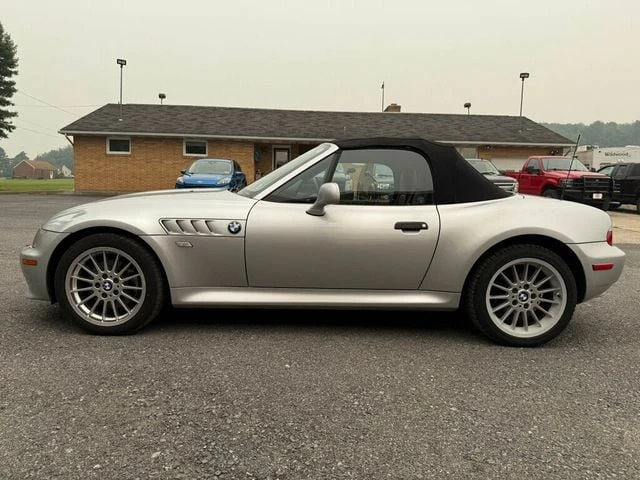 2001 BMW Z3 Roadster - Image 2 of 31