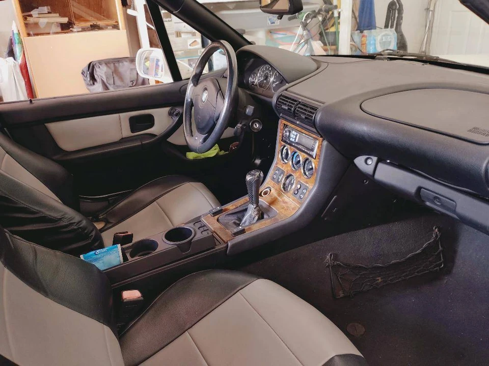 2001 BMW Z3 Roadster - Image 2 of 5