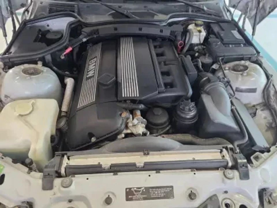 2001 BMW Z3 Roadster - Image 10 of 15