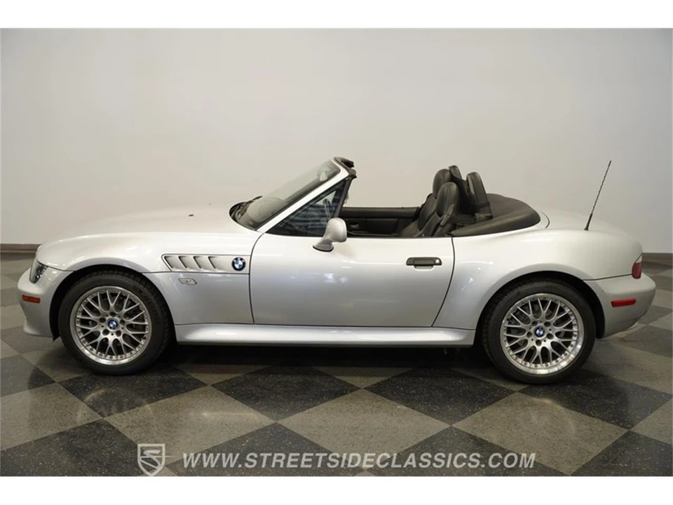 2001 BMW Z3 Roadster - Image 2 of 31