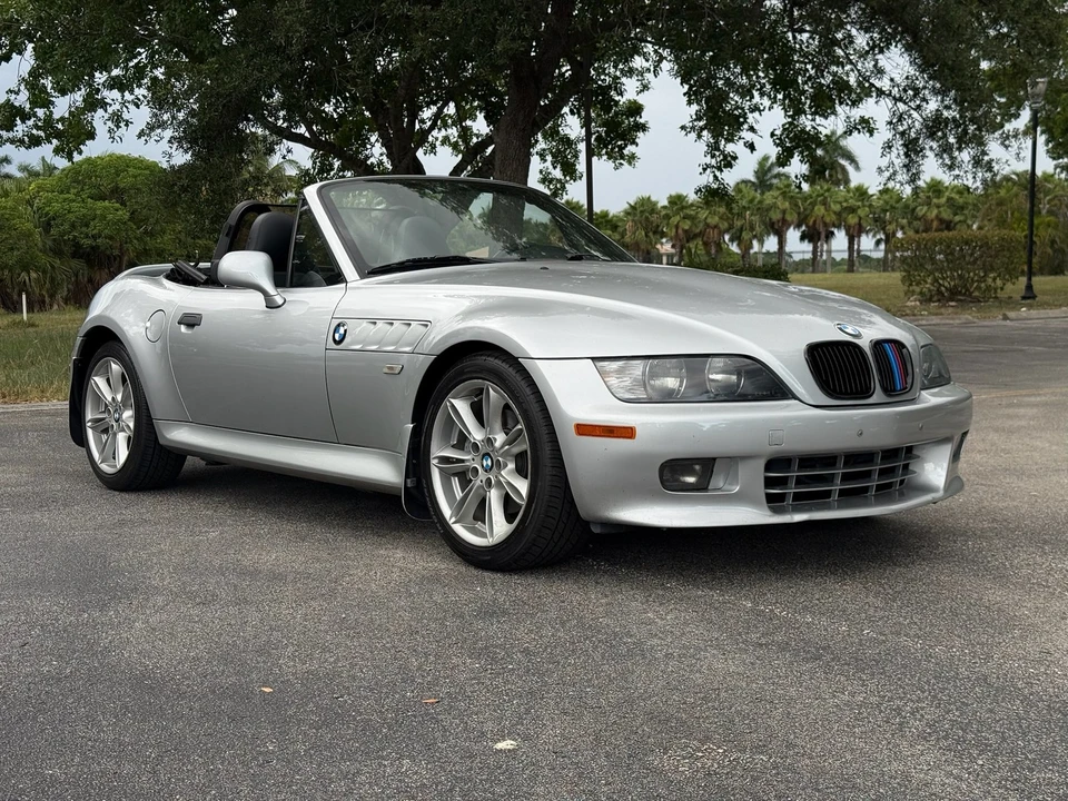 2001 BMW Z3 - Image 11 of 31