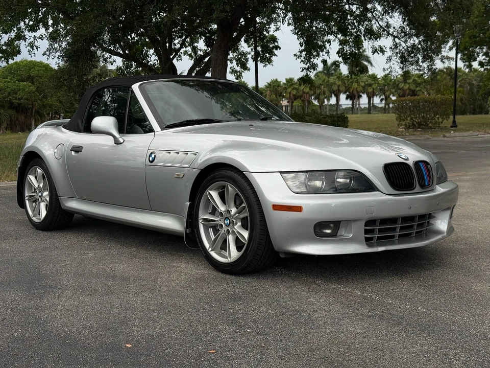 2001 BMW Z3 - Image 19 of 31