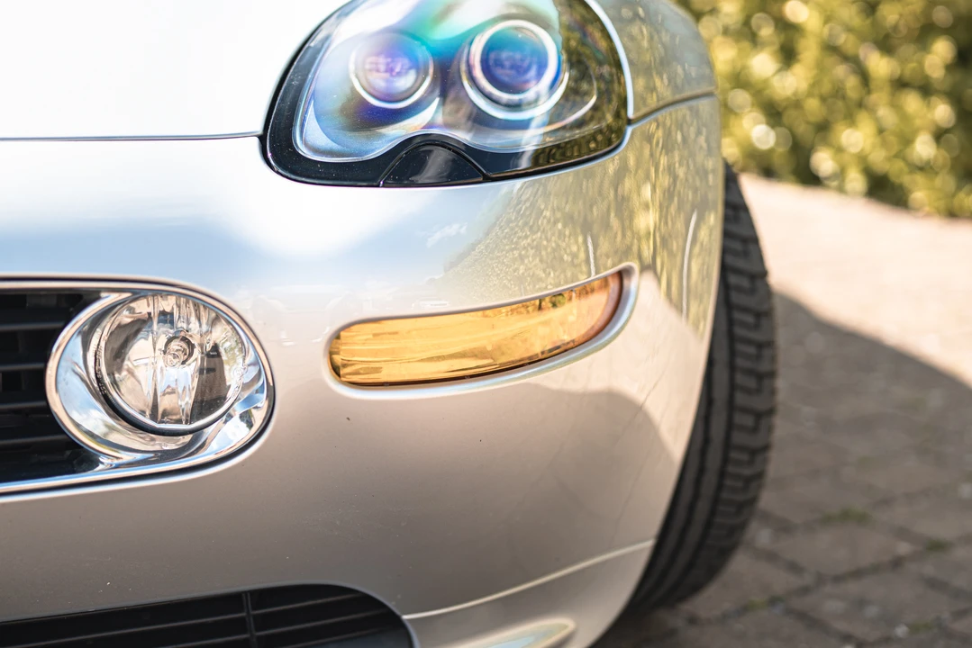 2001 BMW Z8 - Image 27 of 31
