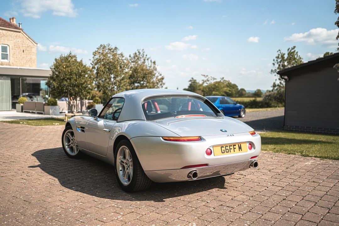 2001 BMW Z8 - Image 13 of 31