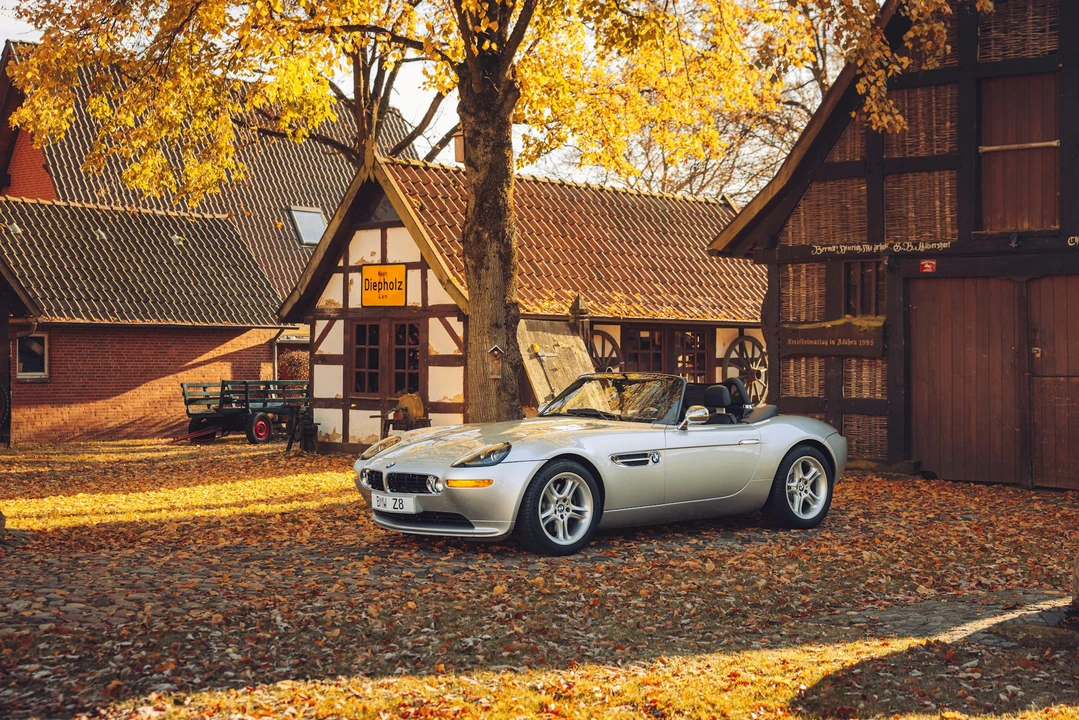 2001 BMW Z8 - Image 11 of 21