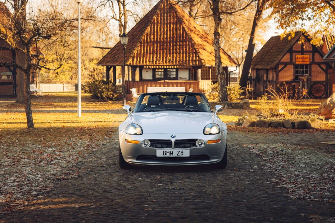 2001 BMW Z8 - Image 9 of 21
