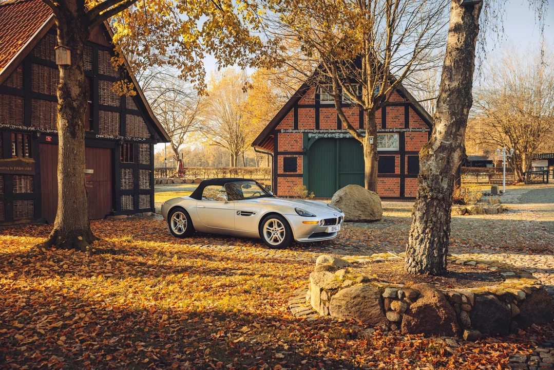 2001 BMW Z8 - Image 8 of 21