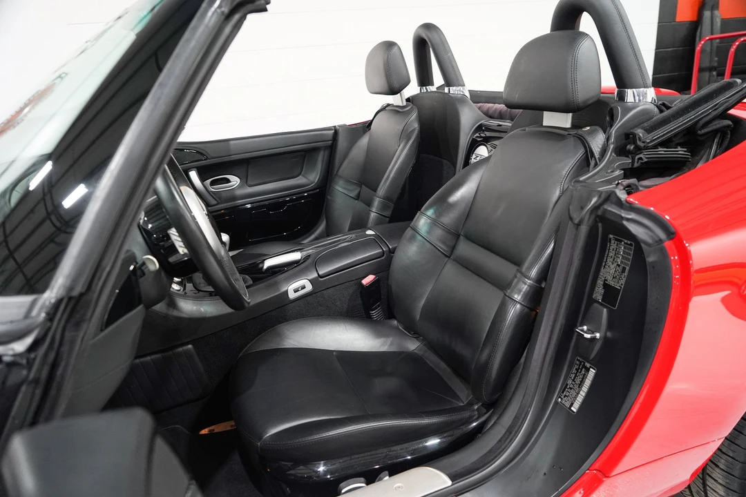 2001 BMW Z8 - Image 30 of 31