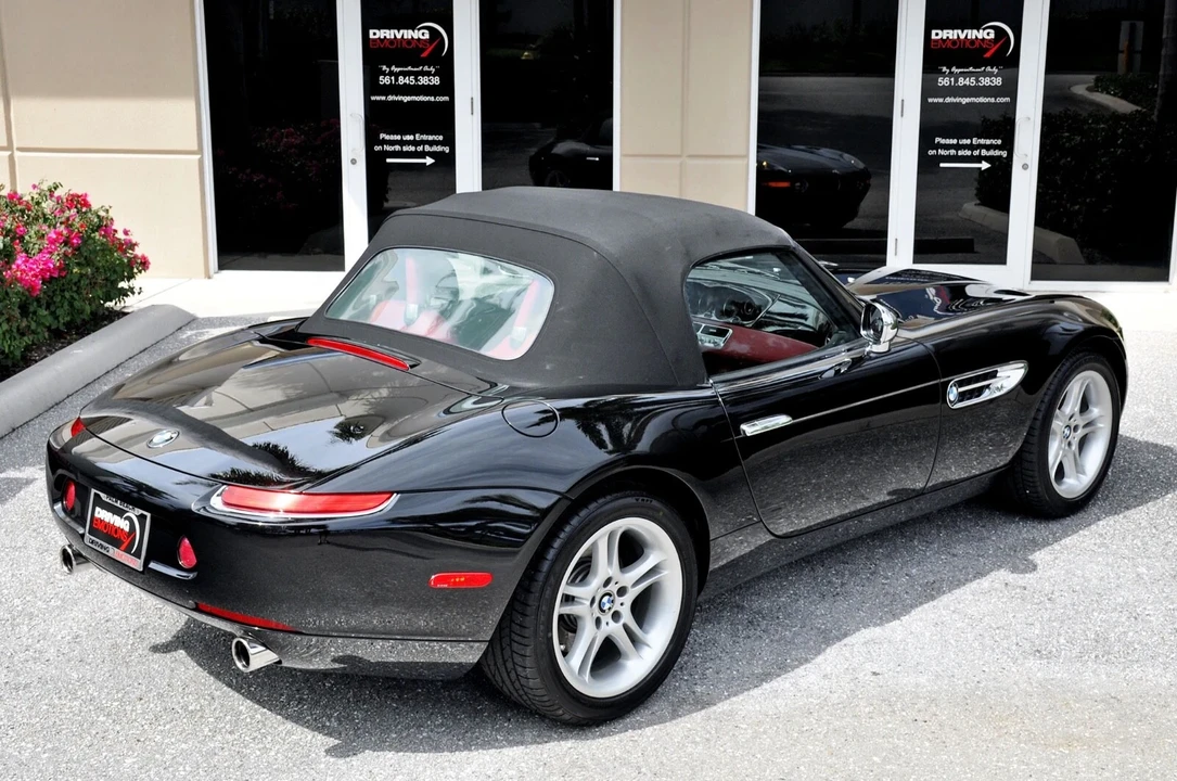 2001 BMW Z8 - Image 14 of 21