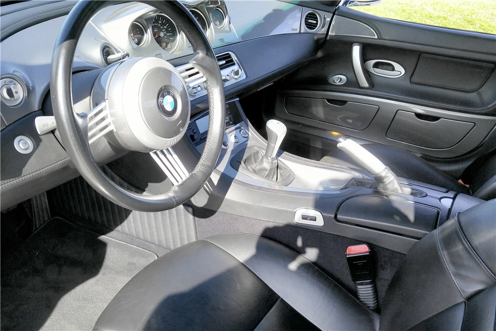 2001 BMW Z8 - Image 3 of 4