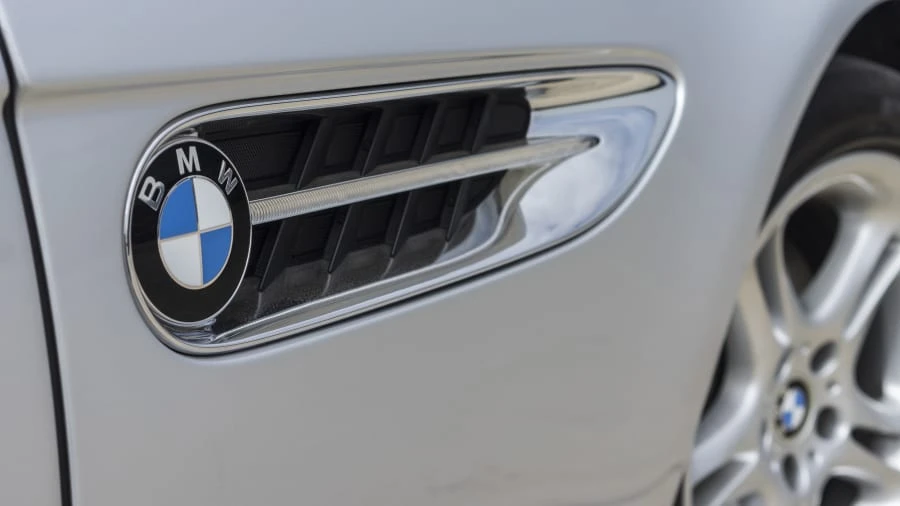 2001 BMW Z8 - Image 9 of 12