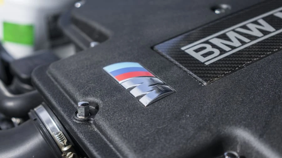 2001 BMW Z8 - Image 10 of 12