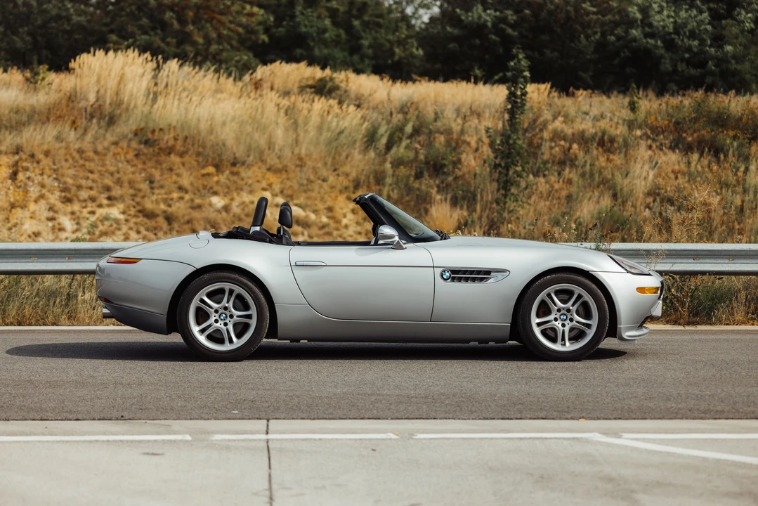 2001 BMW Z8 - Image 10 of 31