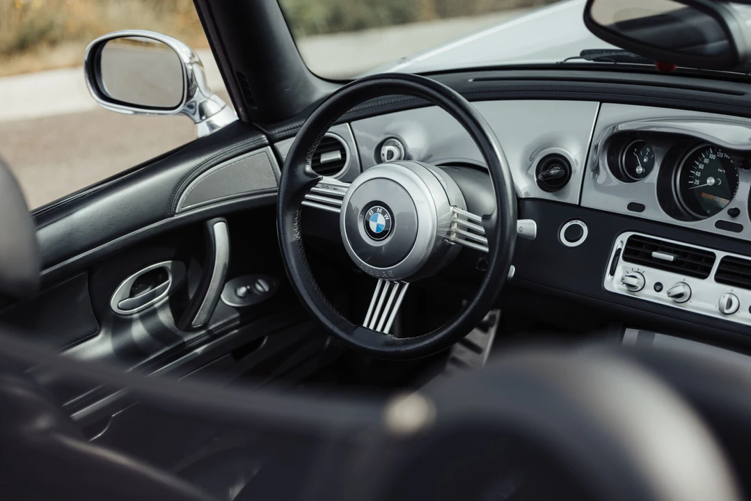 2001 BMW Z8 - Image 6 of 31