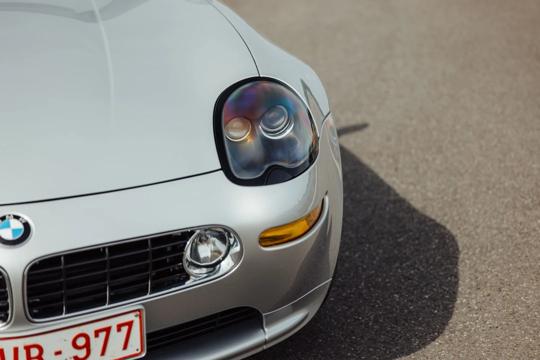 2001 BMW Z8 - Image 2 of 31