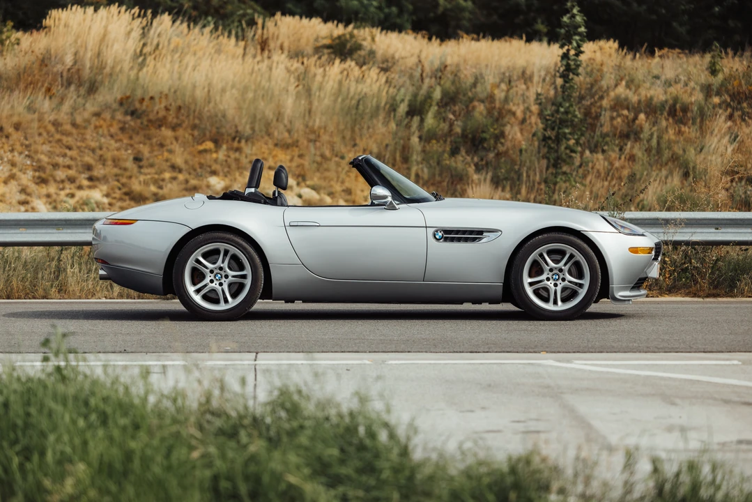 2001 BMW Z8 - Image 7 of 31