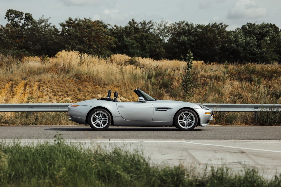 2001 BMW Z8 - Image 8 of 31