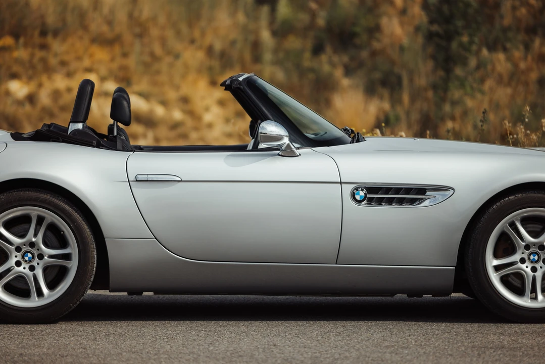 2001 BMW Z8 - Image 11 of 31