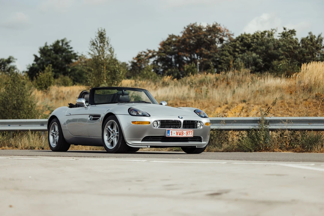 2001 BMW Z8 - Image 19 of 31