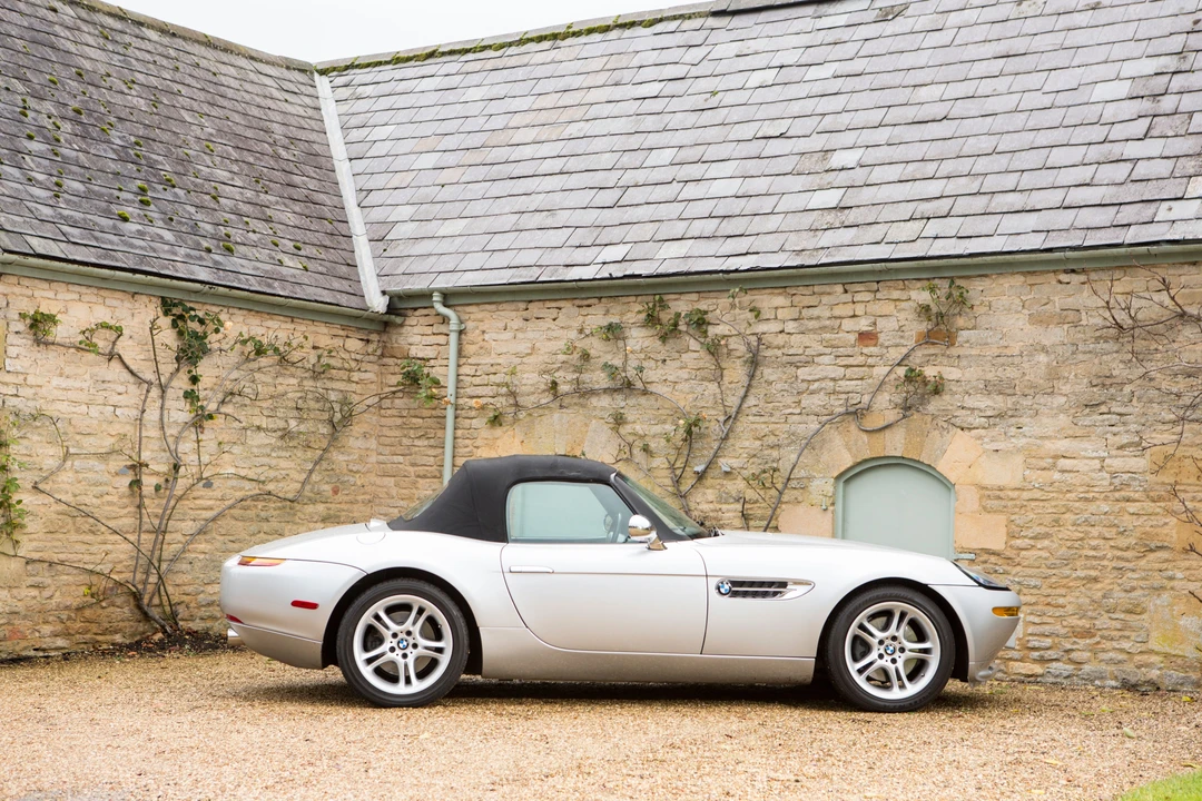 2001 BMW Z8 - Image 11 of 17