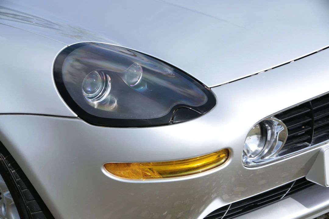 2001 BMW Z8 - Image 20 of 30