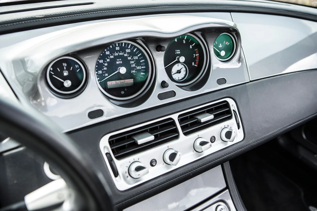 2001 BMW Z8 - Image 14 of 30