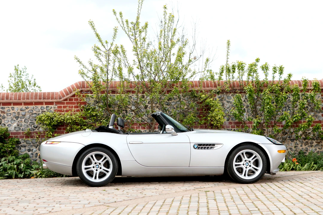 2001 BMW Z8 - Image 12 of 30