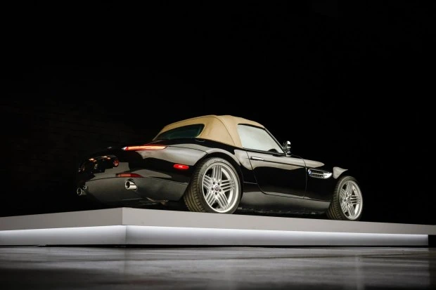 2001 BMW Z8 - Image 2 of 8
