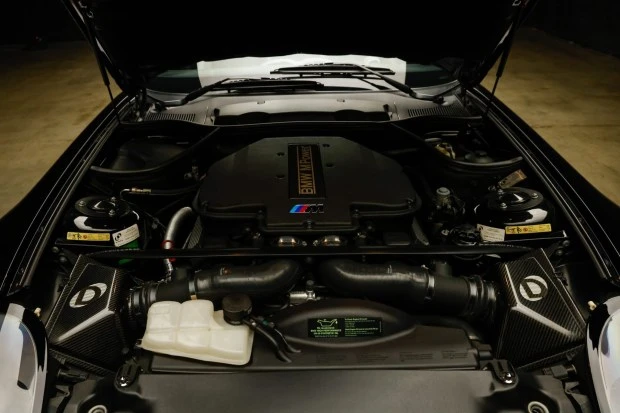 2001 BMW Z8 - Image 6 of 8
