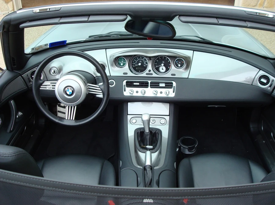 2002 BMW Z8 - Image 3 of 4