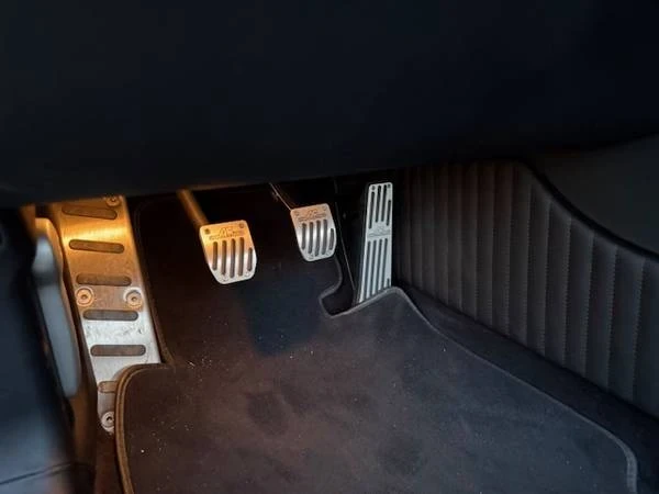 2001 BMW Z8 - Image 19 of 21