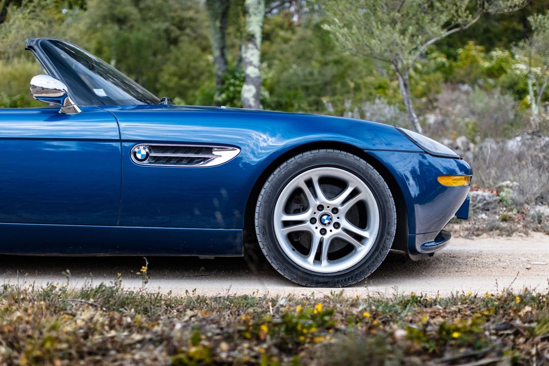 2001 BMW Z8 - Image 9 of 31