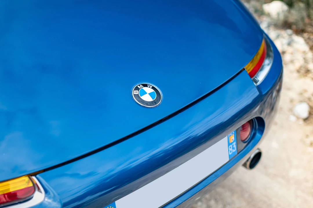 2001 BMW Z8 - Image 17 of 31