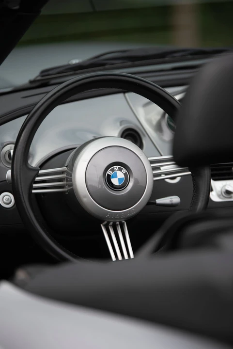 2001 BMW Z8 - Image 19 of 31