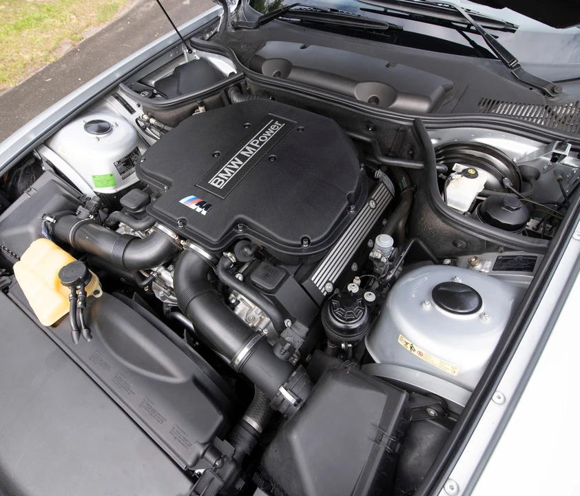 2001 BMW Z8 - Image 23 of 31