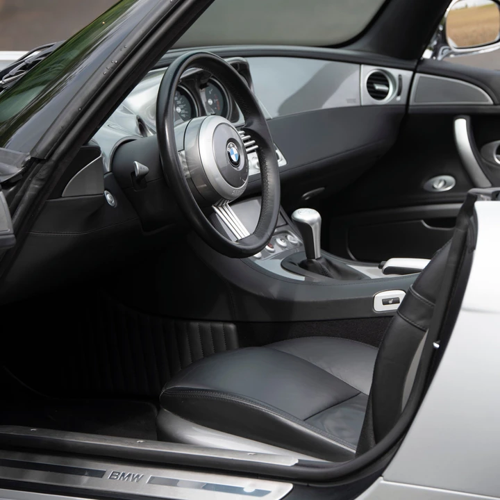 2001 BMW Z8 - Image 14 of 31