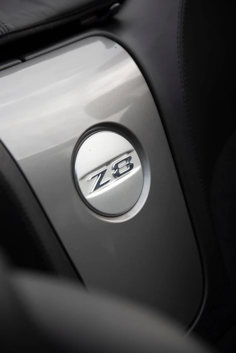 2001 BMW Z8 - Image 20 of 31