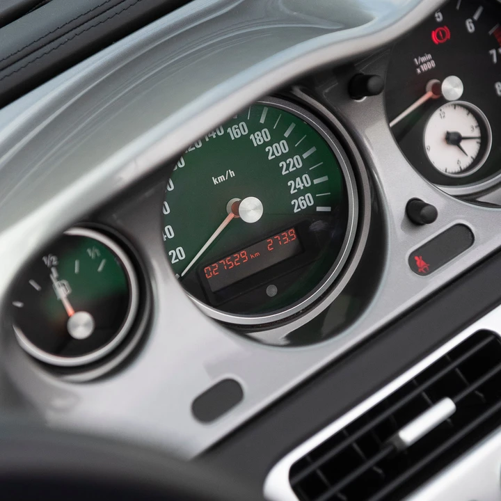 2001 BMW Z8 - Image 21 of 31