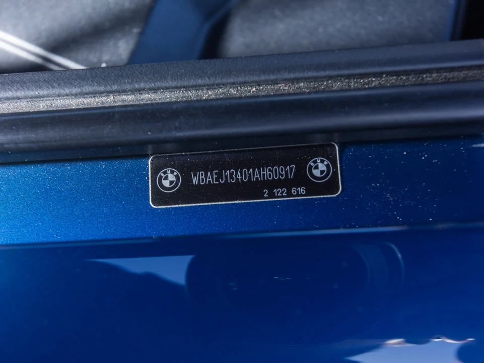 2001 BMW Z8 - Image 12 of 31