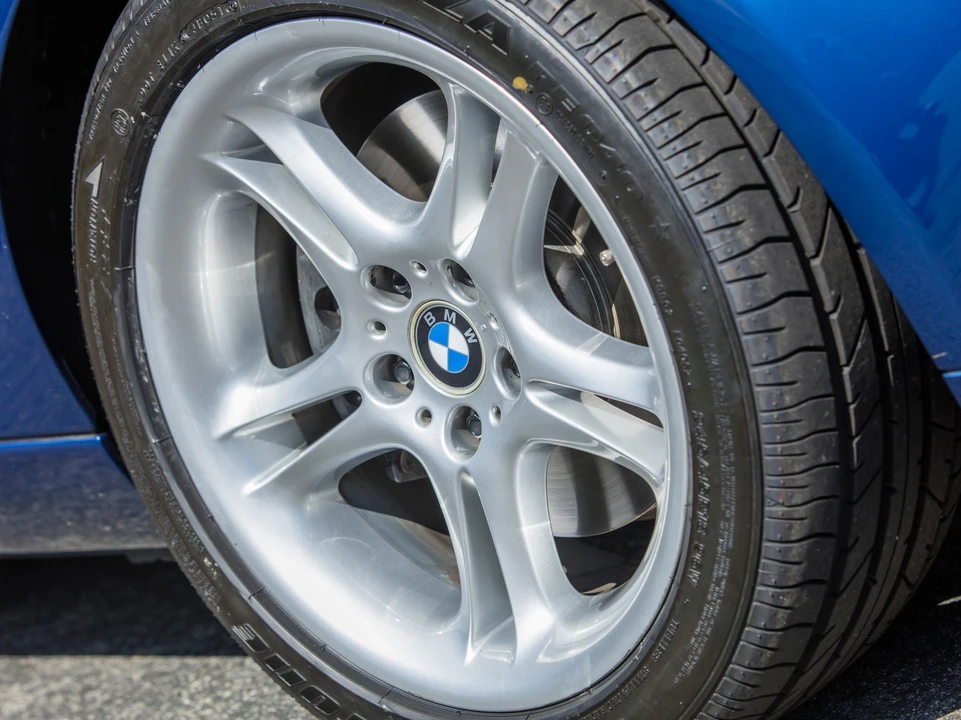 2001 BMW Z8 - Image 26 of 31