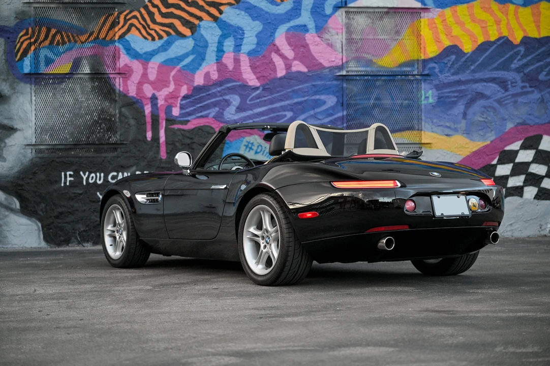 2001 BMW Z8 - Image 22 of 31