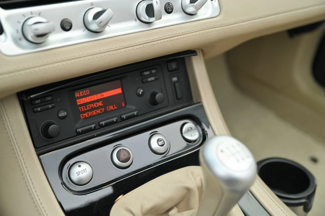 2001 BMW Z8 - Image 4 of 31