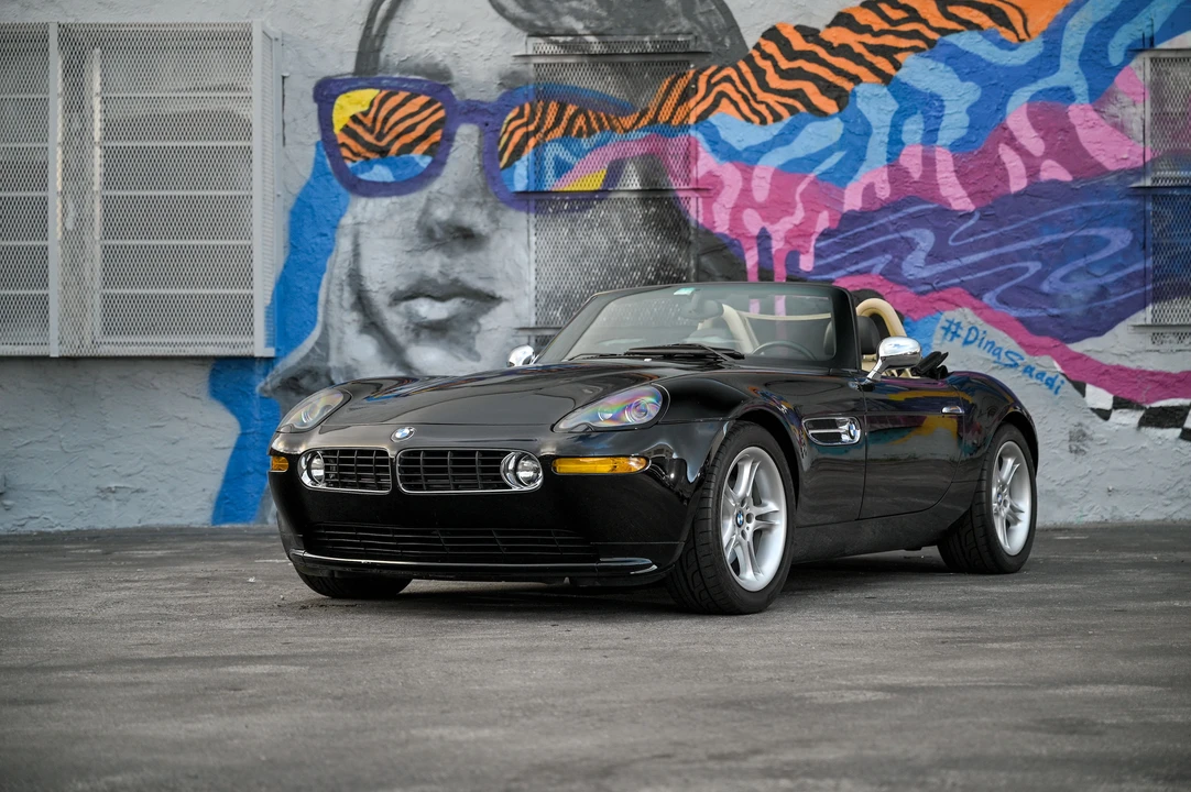 2001 BMW Z8 - Image 30 of 31