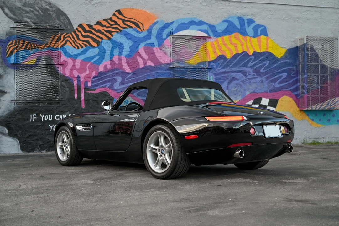 2001 BMW Z8 - Image 18 of 31