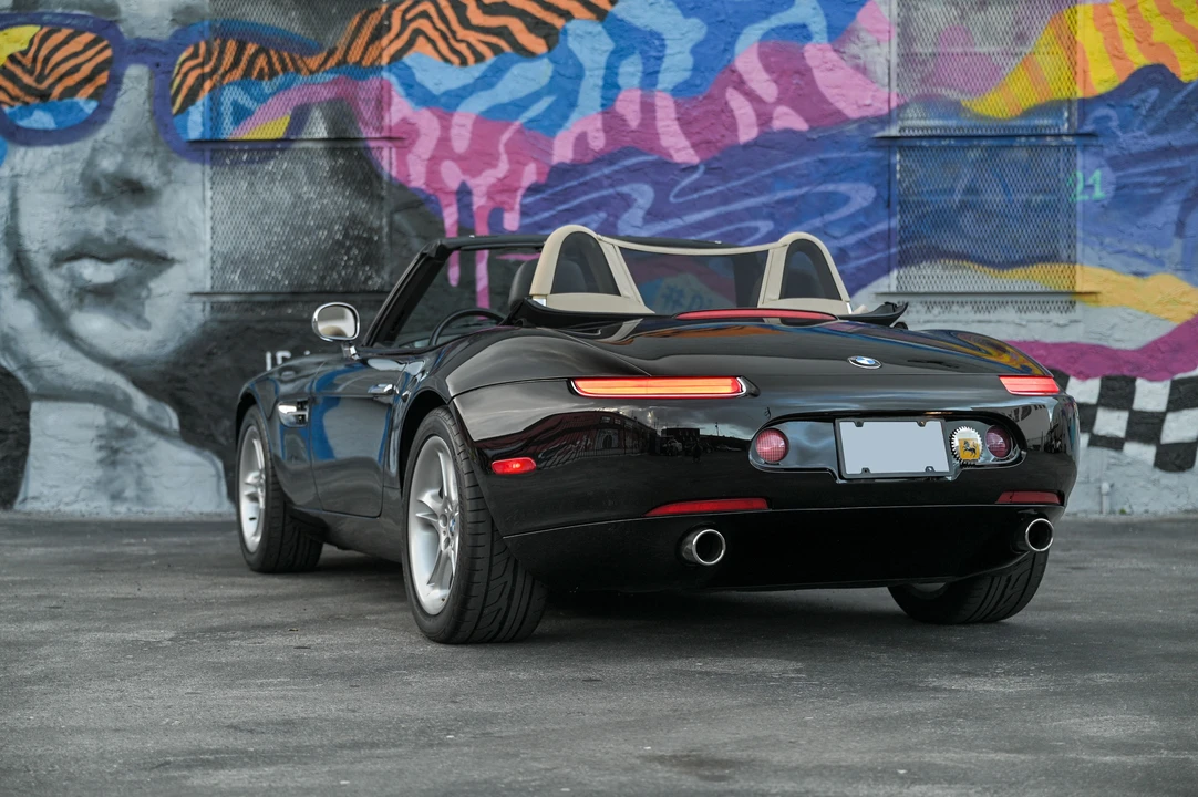 2001 BMW Z8 - Image 23 of 31